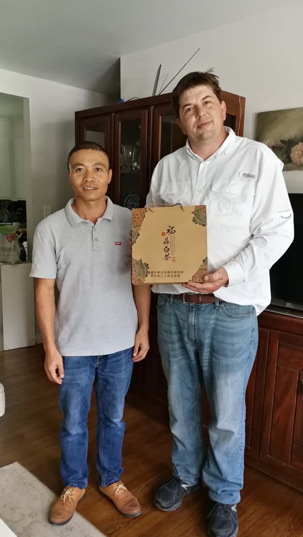 Zhilong and Fuding White tea presentation